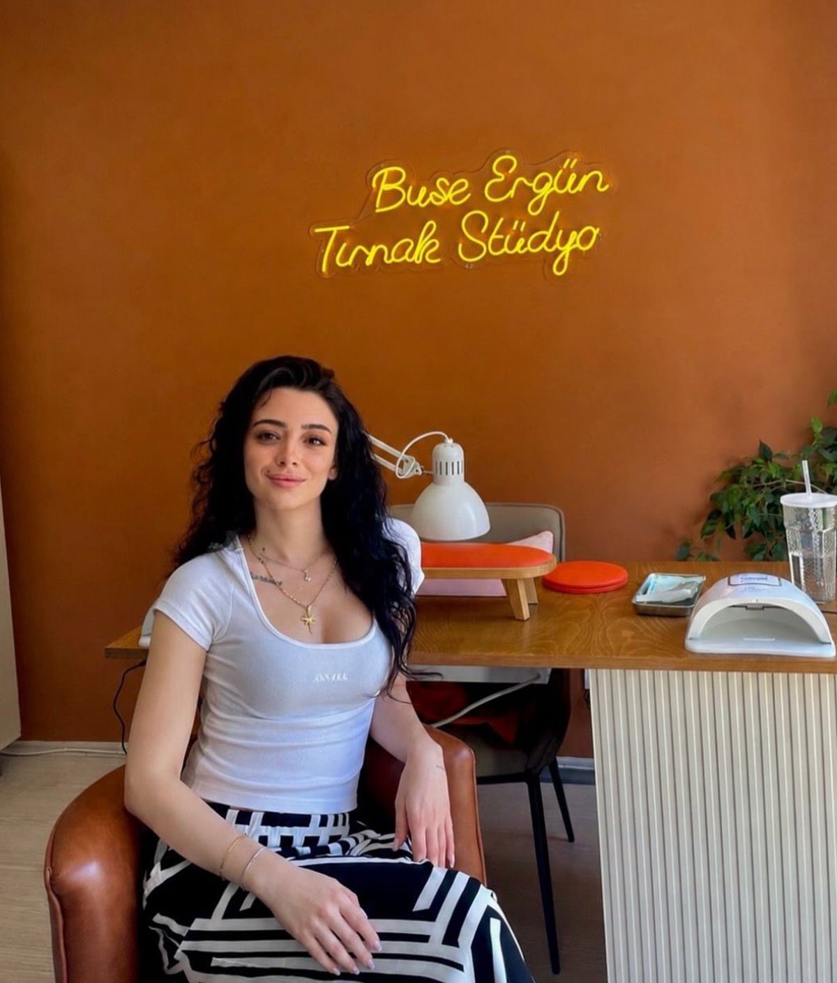 Buse Ergün ekip fotoğrafı